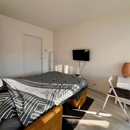 Hanahome 2 Adultes Parking Prive Business & Tourisme Le Chesnay  Eksteriør billede